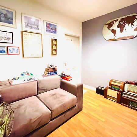 Autta House Apartman Bangkok Kültér fotó